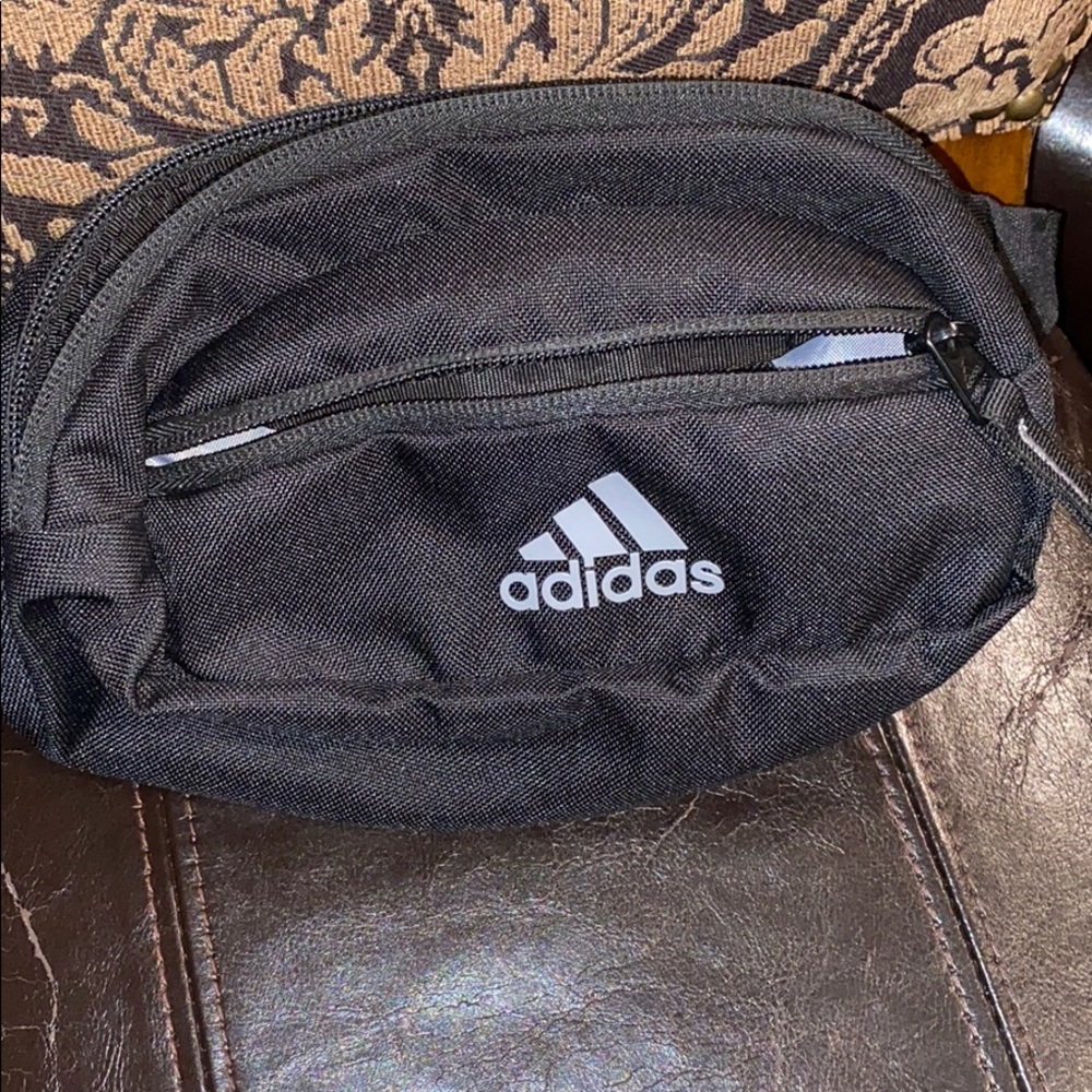 Adidas fannypack